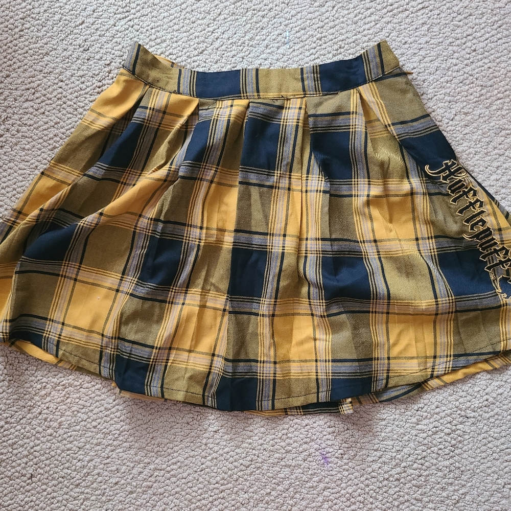 Harry Potter hot topic skirt.